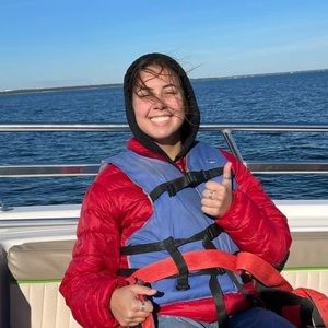 Meet your Posher, Amber